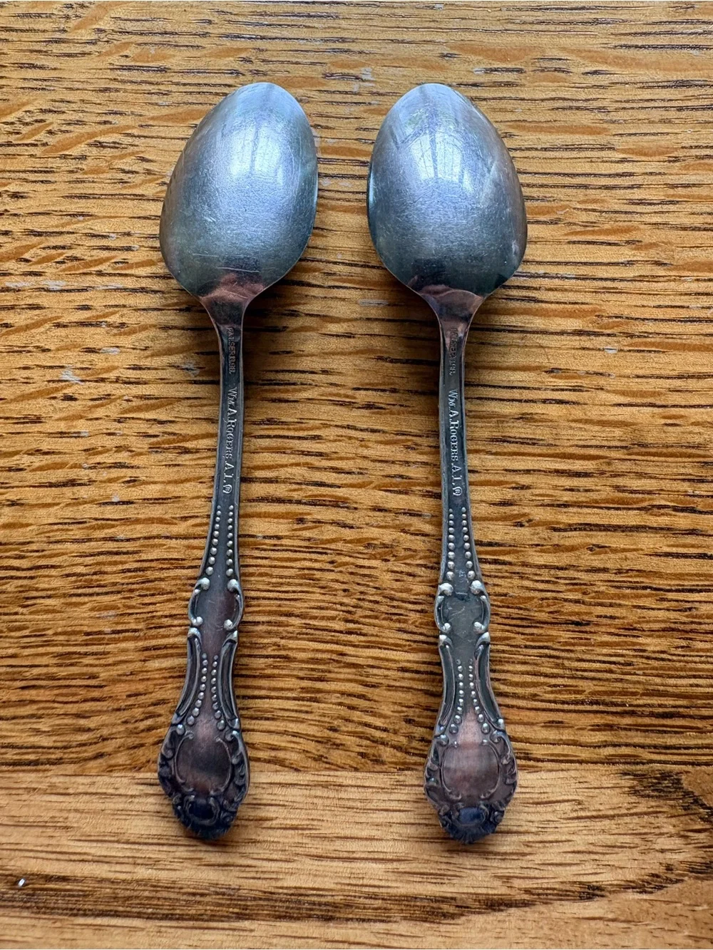 WM. A. Rogers A1 Vintage 1960’s? Stainless Decorative 4.5” Spoons - Set of 2
